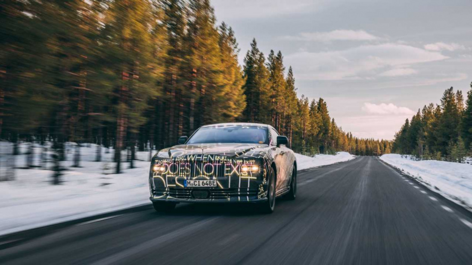 autos, cars, reviews, rolls-royce, vnex, rolls-royce spectre first ride review: the brit brand enters version 3.0