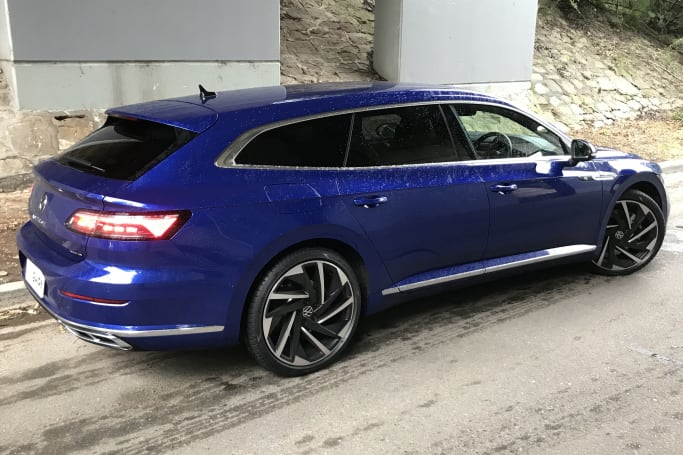 autos, cars, volkswagen, hatchback, small cars, volkswagen arteon, volkswagen arteon 2022, volkswagen arteon reviews, volkswagen hatchback range, volkswagen reviews, volkswagen wagon range, android, volkswagen arteon 2022 review: shooting brake 206tsi r-line