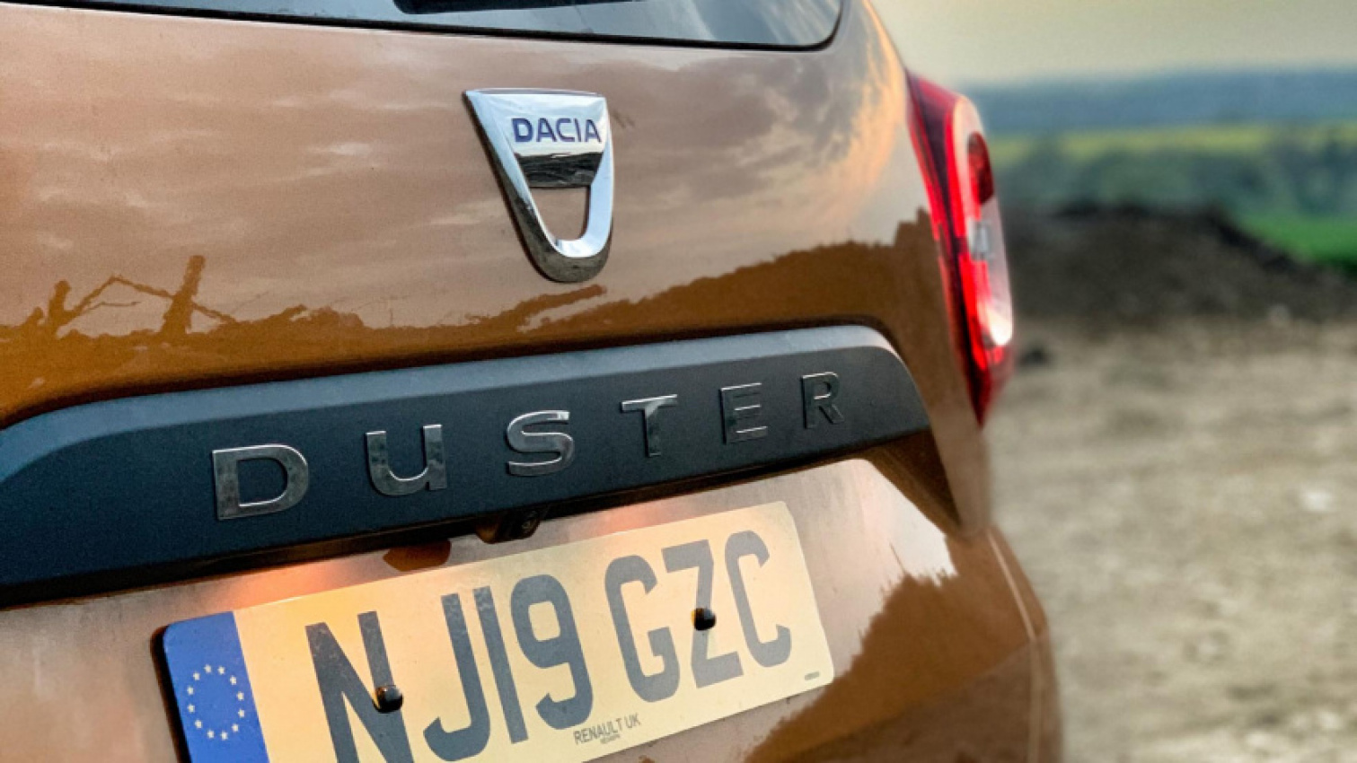 autos, cars, garage, meet the knuckle duster, our dacia project car