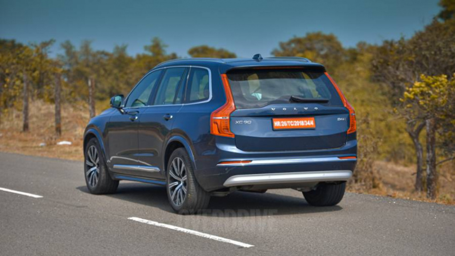 autos, cars, reviews, volvo, new cars 2022, new suvs 2022, overdrive, vnex, volvo car, volvo xc90, volvo xc90 2022, volvo xc90 7 seater, volvo xc90 7 seater interior, volvo xc90 7 seater price, volvo xc90 b6 petrol review india, volvo xc90 facelift 2022, volvo xc90 features, volvo xc90 inscription petrol, volvo xc90 interiors, volvo xc90 mileage, volvo xc90 petrol 2022, volvo xc90 petrol car mileage, volvo xc90 petrol images, volvo xc90 petrol india, volvo xc90 petrol interiors, volvo xc90 petrol price 2022, volvo xc90 petrol review 2022, volvo xc90 petrol review india 2022, volvo xc90 petrol specifications, volvo xc90 review india 2022, volvo xc90 road test india 2022, volvo xc90 test drive india 2022, xc90 petrol mild hybrid price, xc90 petrol mild hybrid review, xc90 price india, 2022 volvo xc90 b6 petrol road test review