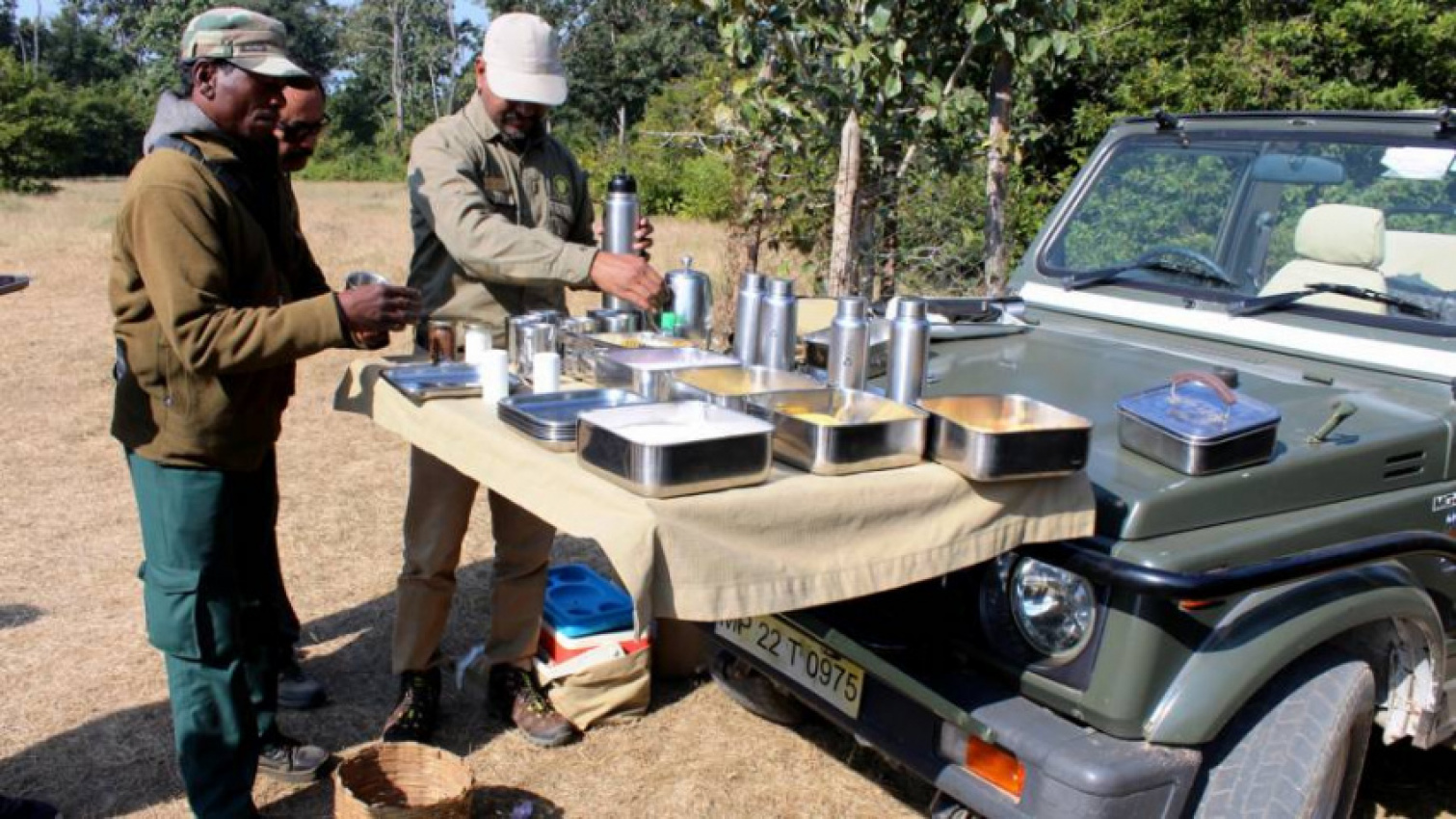 autos, cars, features, bonnet breakfasts, driving holidays, madhya pradesh, maruti gypsy, overdrive, road trips, tiger reserves, vnex, wildlife resorts, wildlife safaris, wildlife tourism, bonnet breakfasts