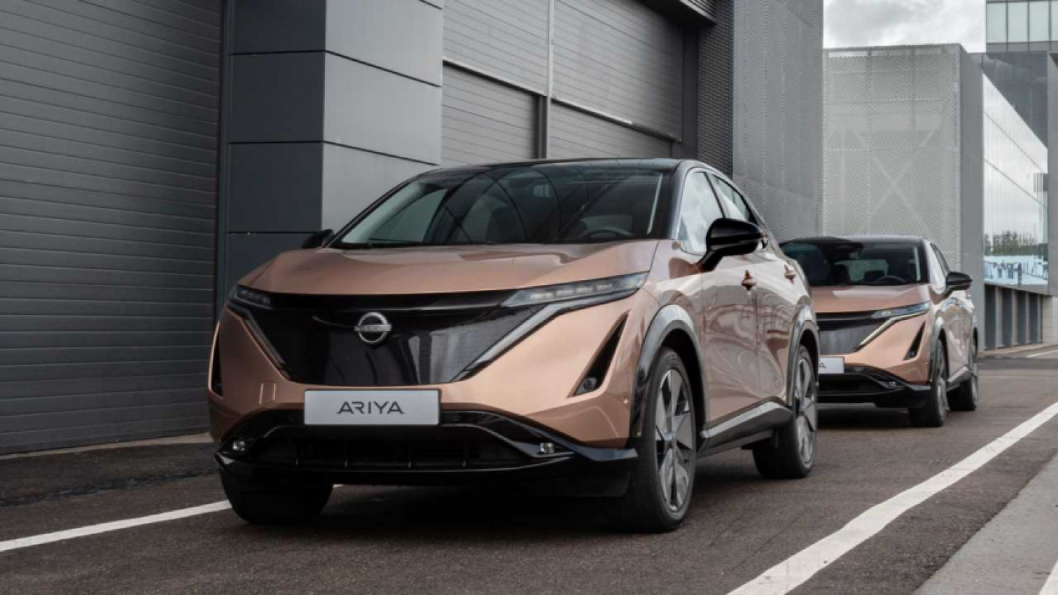 autos, cars, nissan, reviews, vnex, 2023 nissan ariya first drive review: a late, yet fashionable, arrival