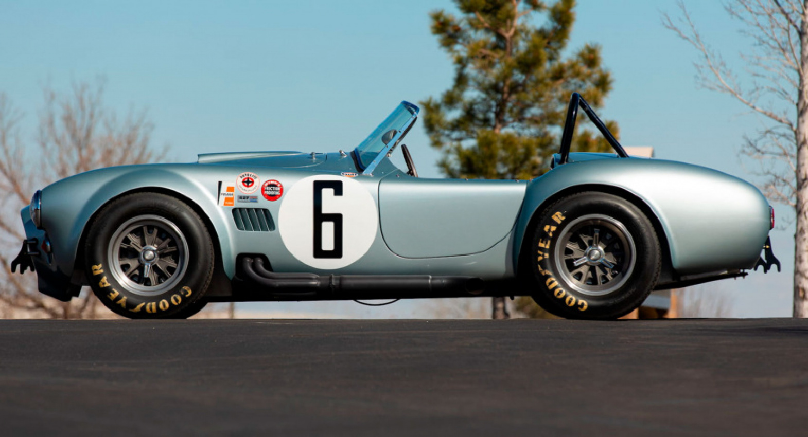 autos, cars, news, shelby, auction, classics, cobra, motorsports, racing, used cars, vnex, rare 1965 shelby 427 s/c cobra was a race winner at the 12 hours of sebring