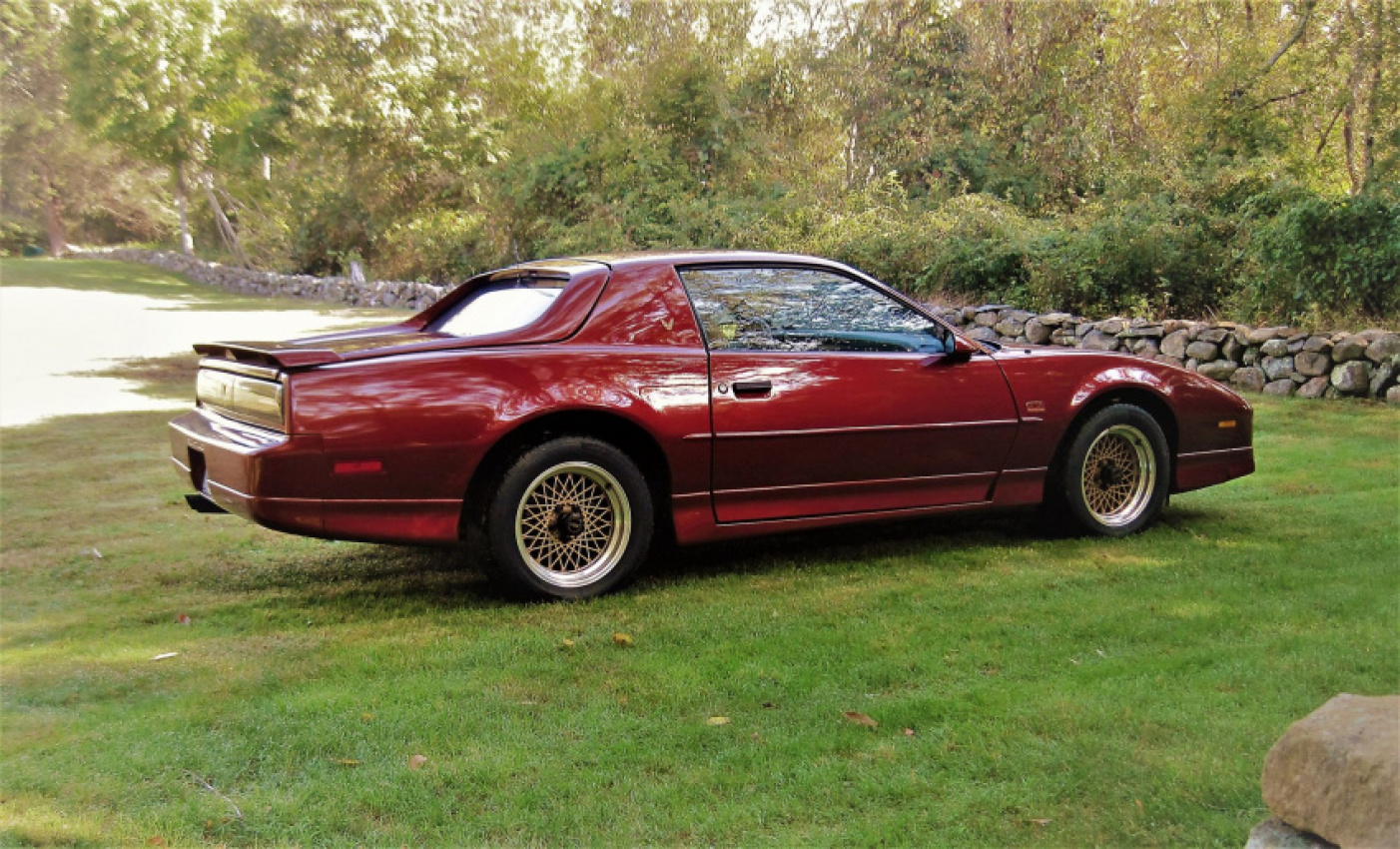 autos, cars, pontiac, american, asian, celebrity, classic, client, europe, exotic, features, handpicked, luxury, modern classic, muscle, news, newsletter, off-road, sports, supercar, trucks, 1988 pontiac firebird trans am is an american notchback legend
