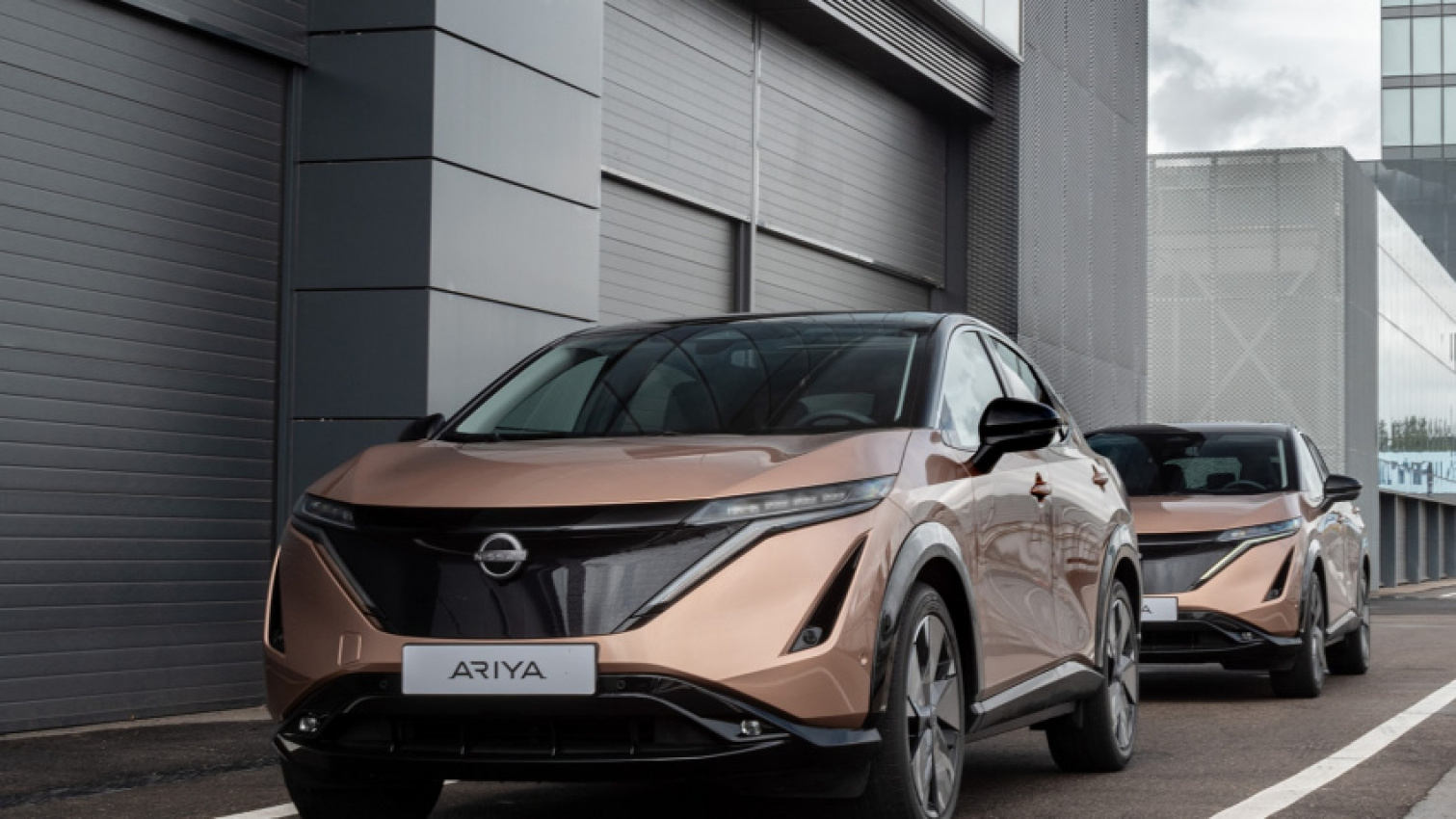 autos, cars, nissan, reviews, amazon, android, 2023 nissan ariya electric suv prototype drive: smooth and steady