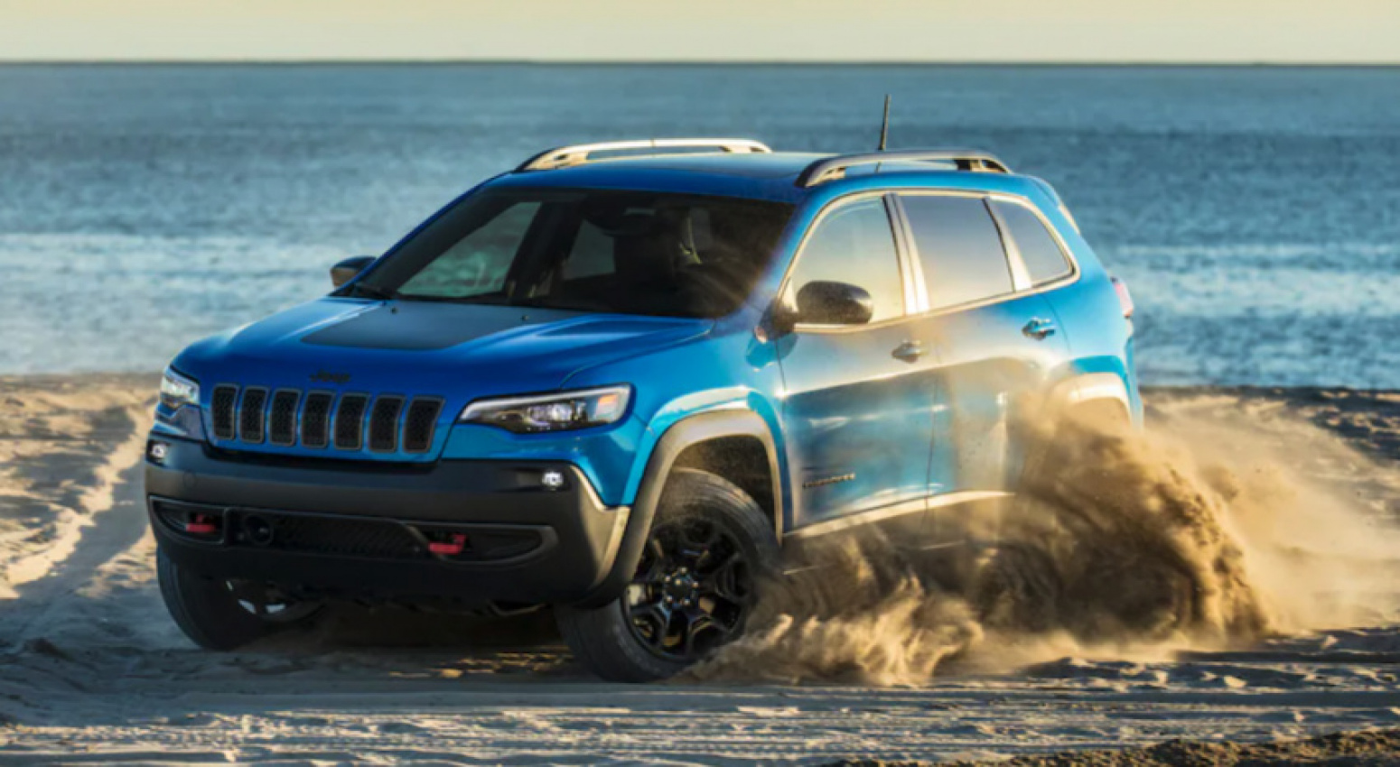 autos, cars, jeep, cherokee, jeep cherokee, the aging jeep cherokee is starting to seriously struggle