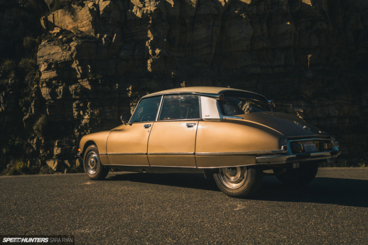 autos, car features, cars, citroën, 1950s, citroen ds, france, french, style, citroën ds: a mid-century modern goddess
