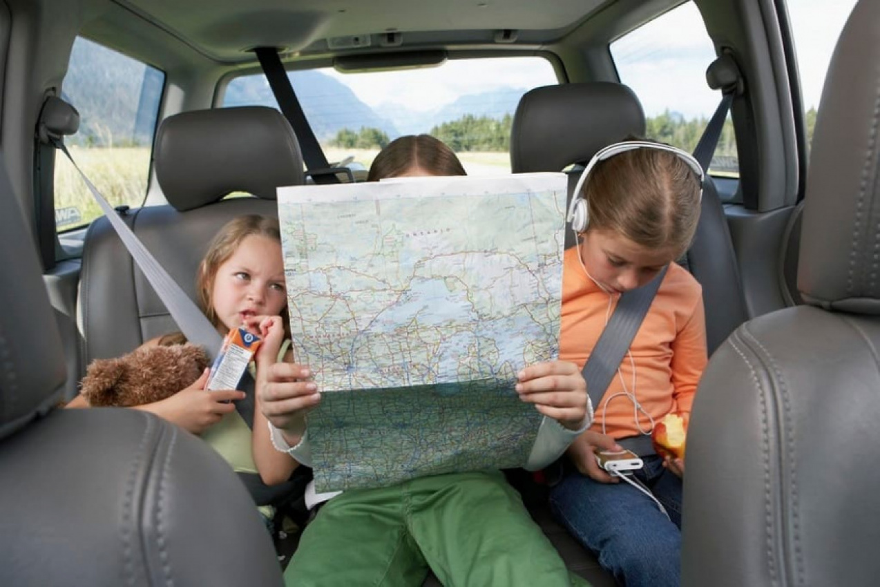 autos, cars, reviews, car features, carpool, screw gps: why we all need to embrace the old school road map