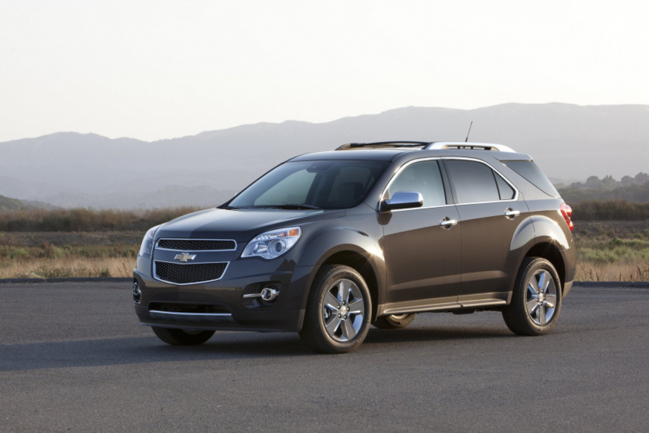autos, cars, gmc, car safety, recalls, gm recalls 680,000 chevy equinox, gmc terrain suvs for faulty windshield wipers