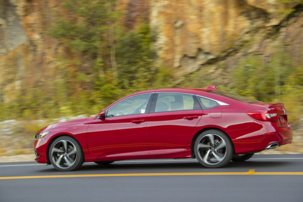 autos, cars, honda, accord, honda accord, is the 2022 honda accord sport special edition that much better than the sport trim?