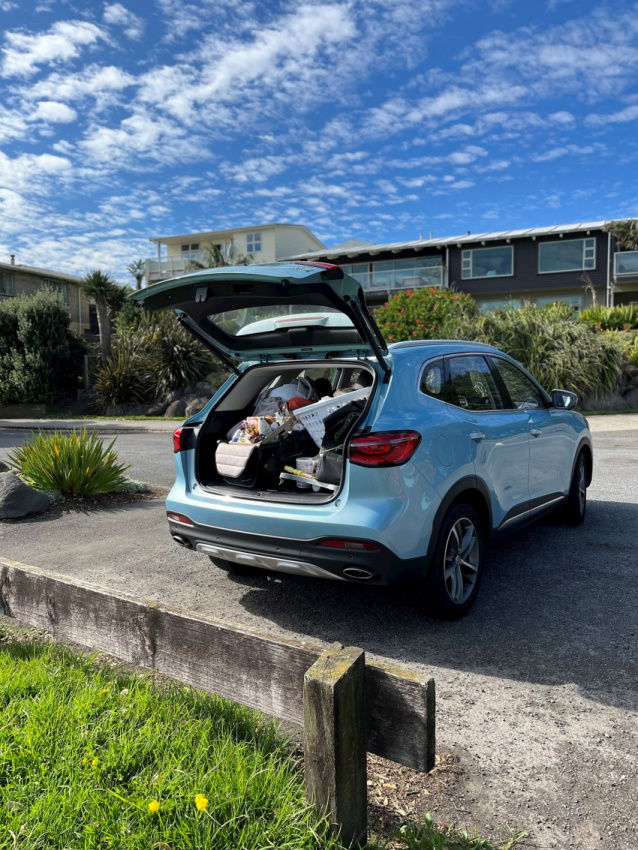 autos, cars, mg, reviews, android, car, cars, driven, driven nz, electric cars, hybrid, mg hs, mg hs plus ev review: taking on road, motoring, national, new zealand, nz, android, mg hs plus ev review: taking it on the road