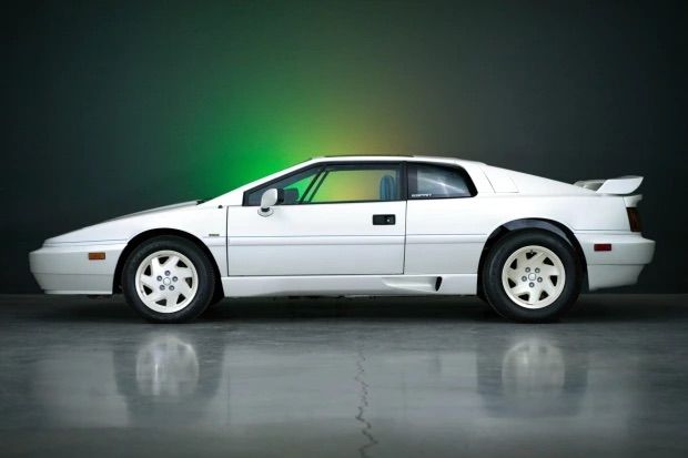 autos, cars, lotus, american, asian, celebrity, classic, client, europe, exotic, features, handpicked, japanese, luxury, modern classic, muscle, news, newsletter, off-road, sports, trucks, tuner, 1988 lotus esprit turbo is an unexpected legend