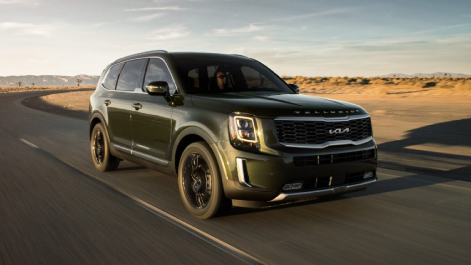 autos, cars, ford, kia, android, explorer, ford explorer, kia telluride, telluride, android, the ford explorer finally stomped the kia telluride