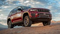 autos, cars, jeep, toyota, jeep says toyota can’t match its rock-climbing prowess