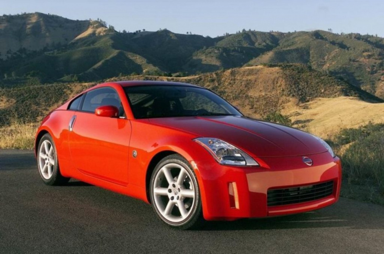 autos, cars, nissan, 370z, used cars, 7 most common nissan 350z problems after 100,000 miles