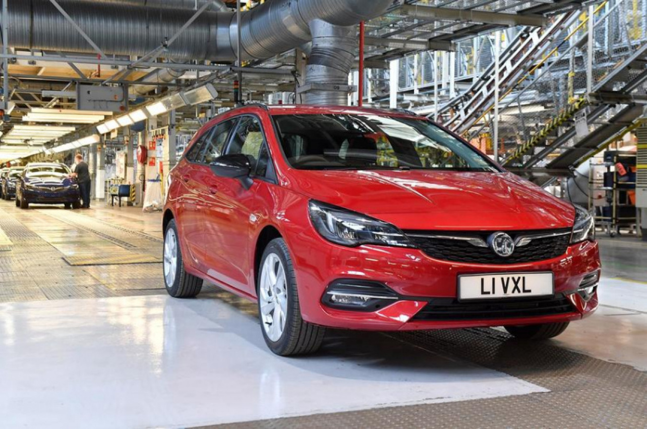 autos, cars, electric vehicle, car news, new cars, vauxhall, vauxhall astra, final british-built vauxhall astra rolls off line at ellesmere port