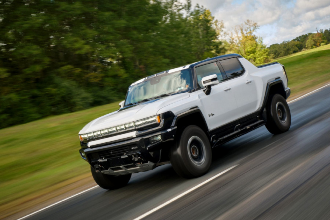 autos, cars, ford, gmc, hummer, rivian, ford f-150, gmc hummer ev’s range beats the rivian r1t and ford f-150 lightning