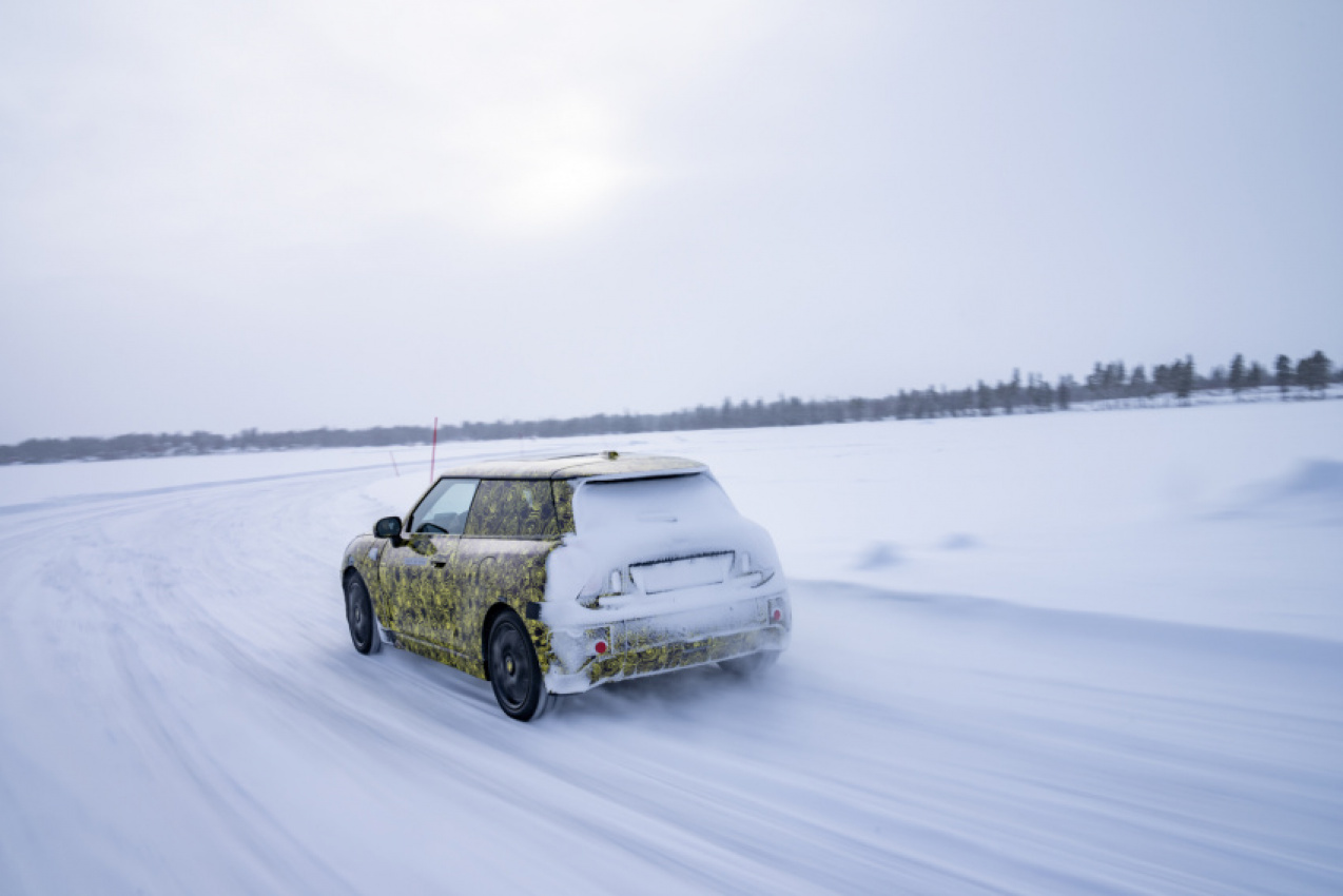 autos, bmw, cars, mini, arctic circle, mini electric, next-gen mini electric 3-door goes testing in the arctic circle