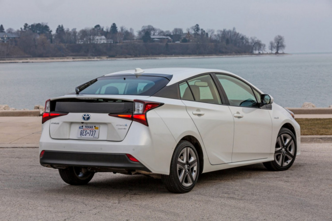 cars, hybrid cars, electric cars, hybrids, plug-in hybrids, evs as a group are worst for reliability, hybrids and phevs best, according to consumer reports