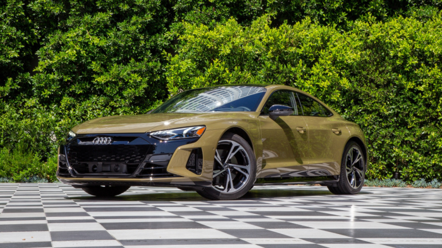 audi, autos, cars, audi e-tron, audi e-tron gt news, audi news, electric cars, first drives, news, first drive review: 2022 audi e-tron gt and rs e-tron gt opt for touring comfort over taycan sharpness