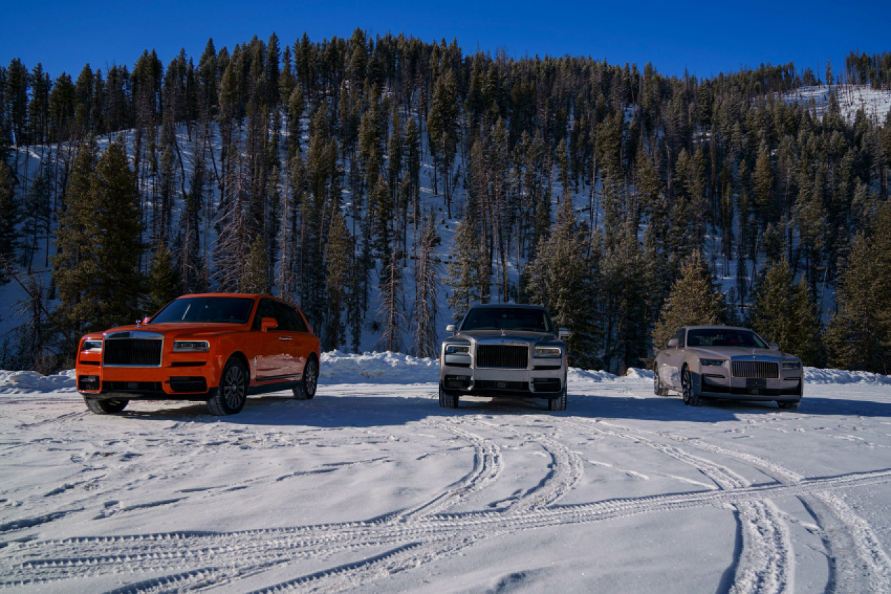 autos, bmw, cars, rolls-royce, rolls royce cullinan, rolls-royce ghost, a day in the mountains and powering through snow with rolls-royce