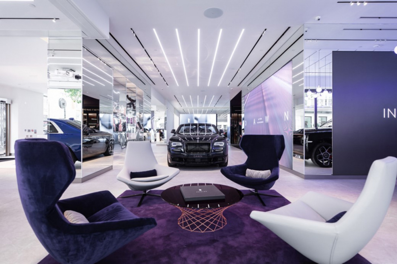 autos, cars, features, rolls-royce, millionnaire for a day: what’s it like to be a rolls-royce customer?