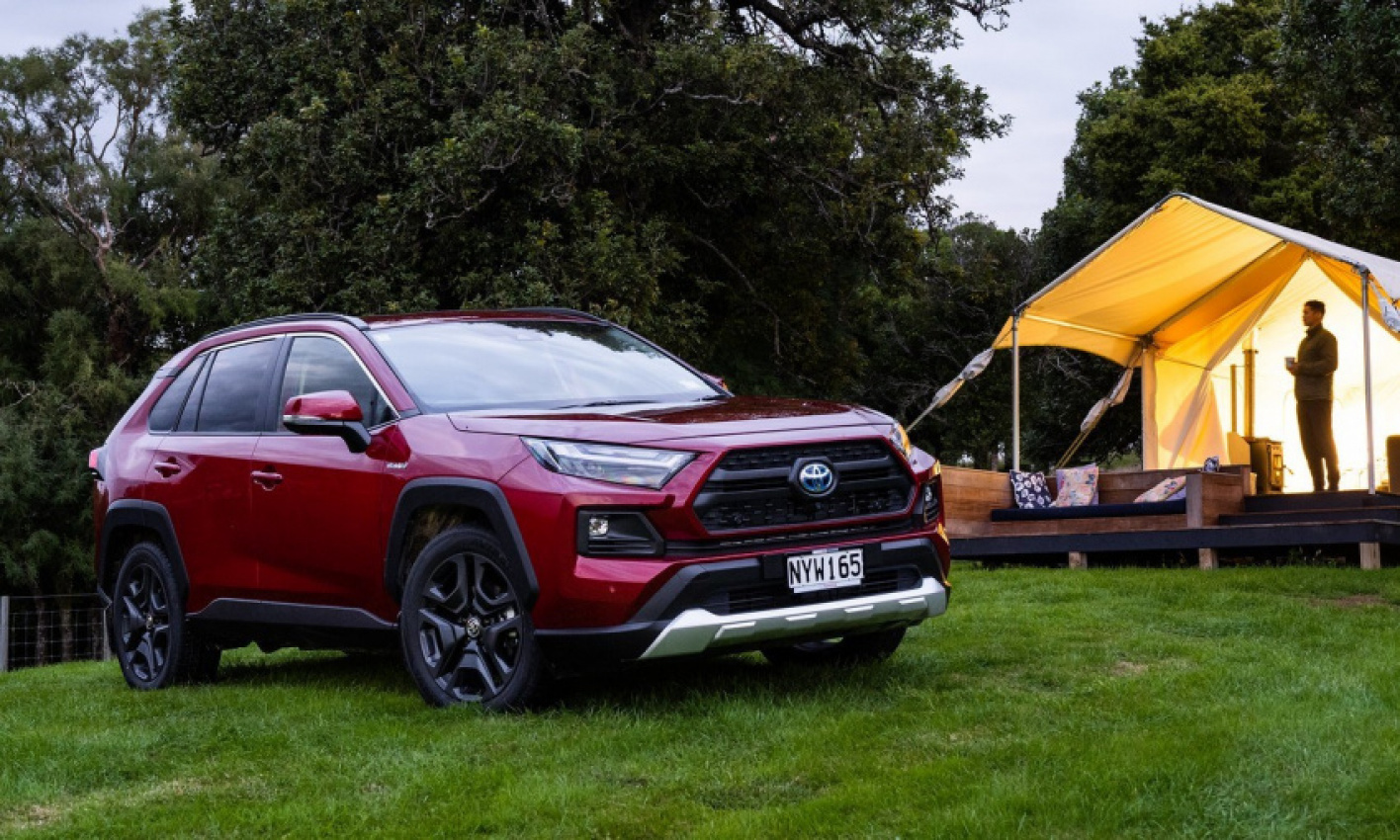 autos, cars, toyota, automotive industry, car, cars, driven, driven nz, hybrid, motoring, national, new zealand, news, nz, reviews, road tests, suv, toyota rav4, toyota rav4 xse hybrid review: like it? join the queue