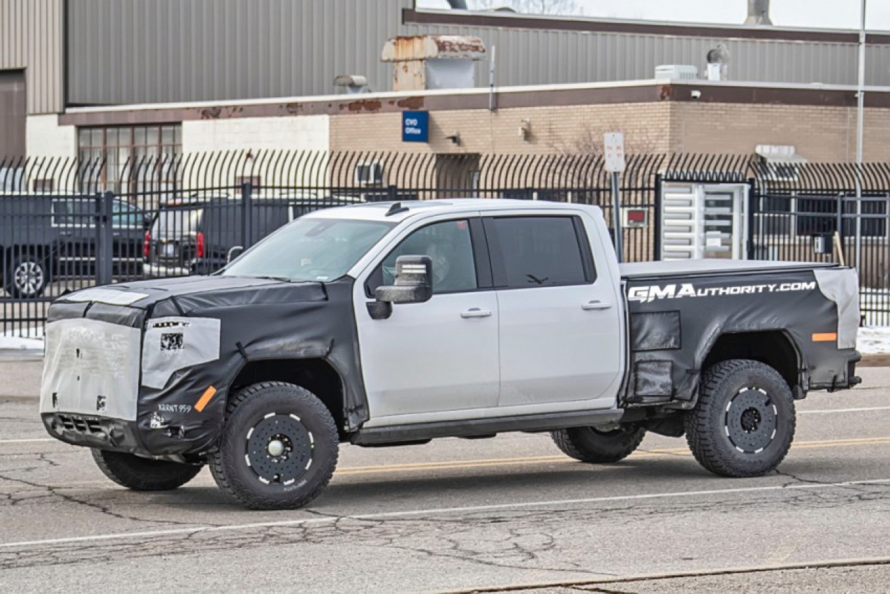 autos, cars, gmc, at4x, gmc sierra, sierra, spotted: the gmc sierra hd at4x looks big and mean