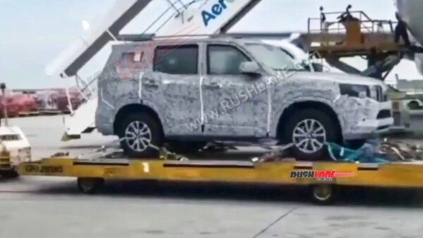 cars, mahindra, reviews, 2022 mahindra scorpio spied at airport – getting loaded on a plane