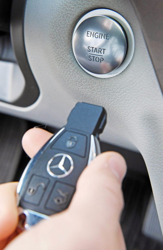 autos, cars, dealership, test drive, 5 tips for the dealership test drive