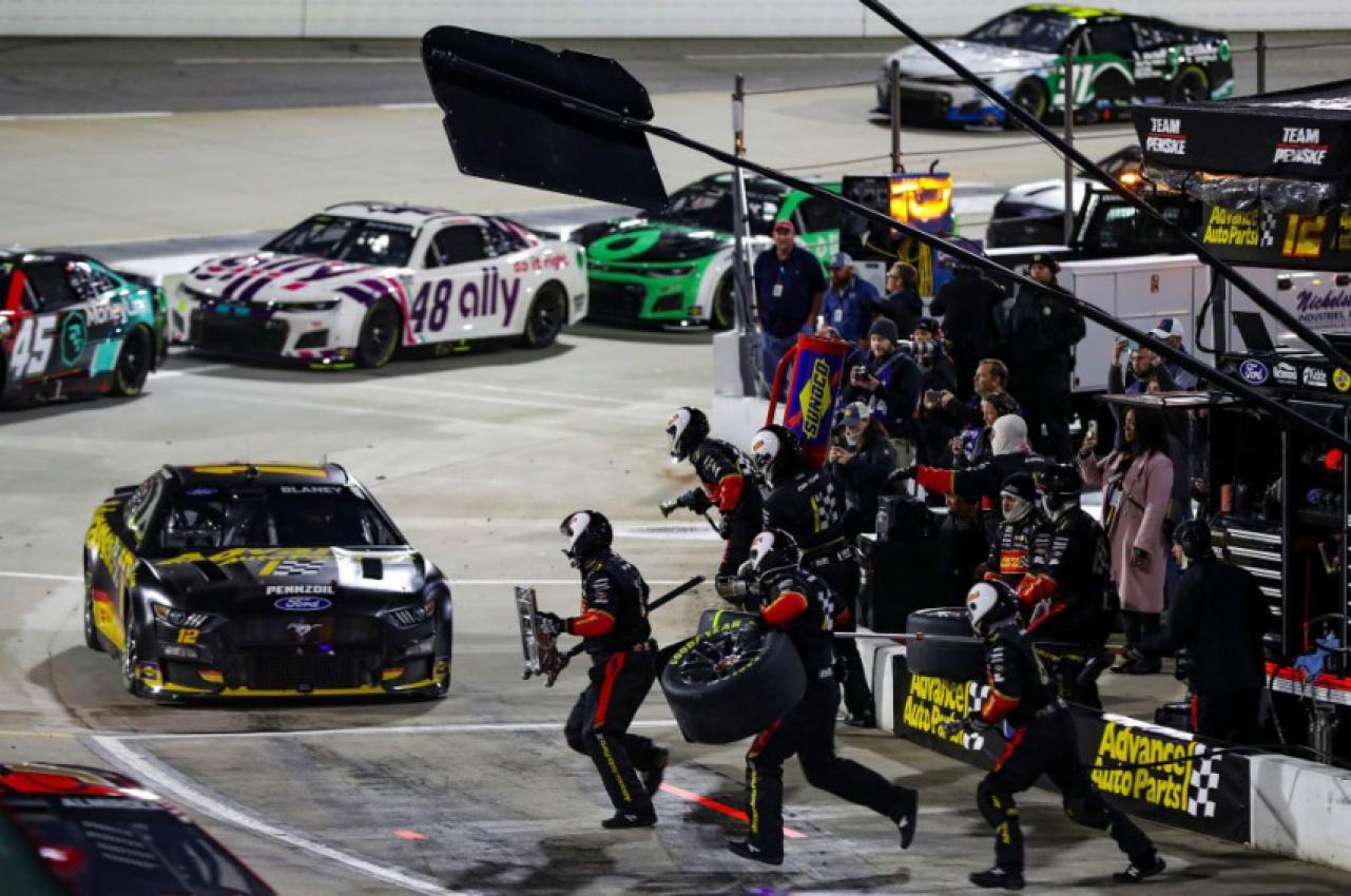 autos, cars, nascar, racing, martinsville speedway, william byron, gallery: william byron wins martinsville nascar cup race