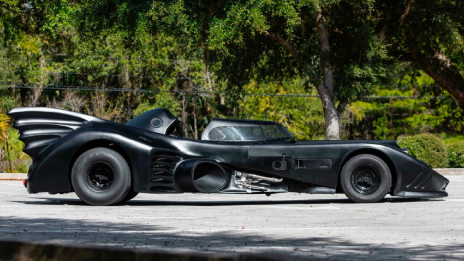 autos, cars, auctions, batmobile, mecum auctions, movie cars, news, buy this batmobile replica and live your childhood fantasies