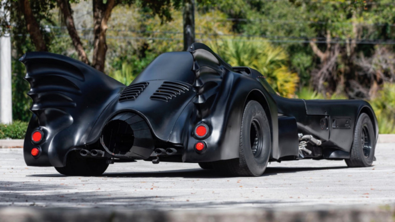 autos, cars, auctions, batmobile, mecum auctions, movie cars, news, buy this batmobile replica and live your childhood fantasies
