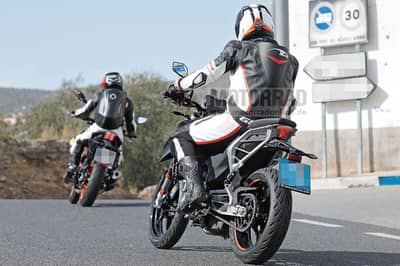article, autos, cars, ktm, the first spy shots of the all-new ktm 125 duke are here