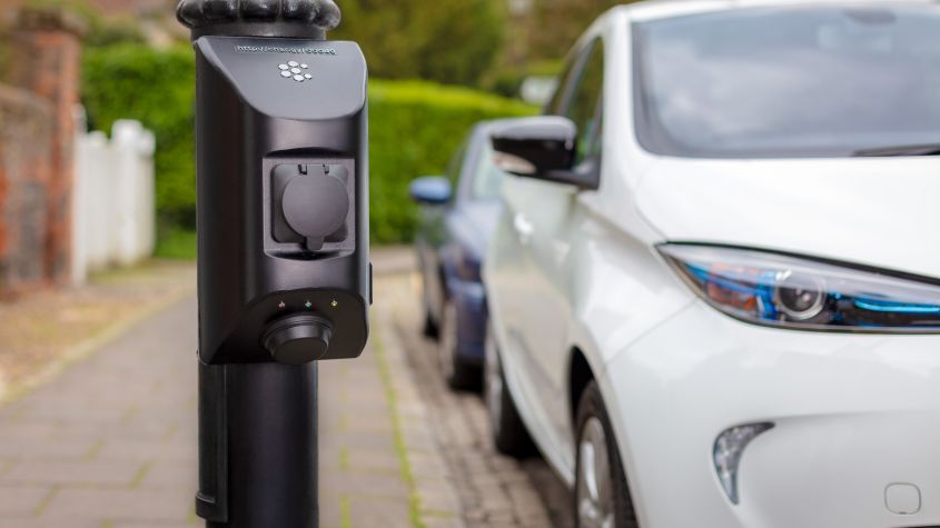 autos, cars, consumer, electric cars, electric car chargers needed on every street, says connected kerb