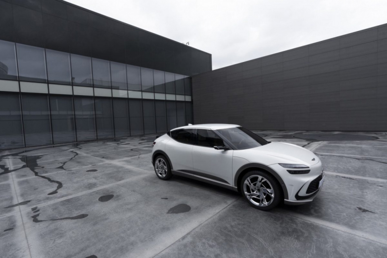 autos, cars, genesis, electric vehicle, does the genesis gv60 have a disco ball?