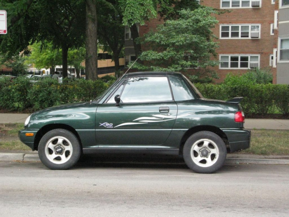 autos, cars, suzuki, the suzuki x-90 was a weird car that created a segment and failed hard