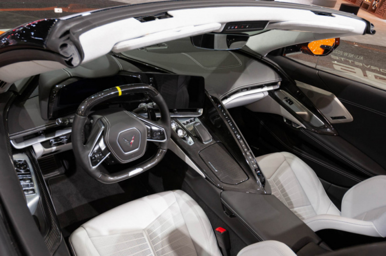 autos, cars, auctions, charity, chevrolet corvette news, chevrolet news, convertibles, supercars, first retail 2023 chevy corvette z06 convertible sells for $1m at auction