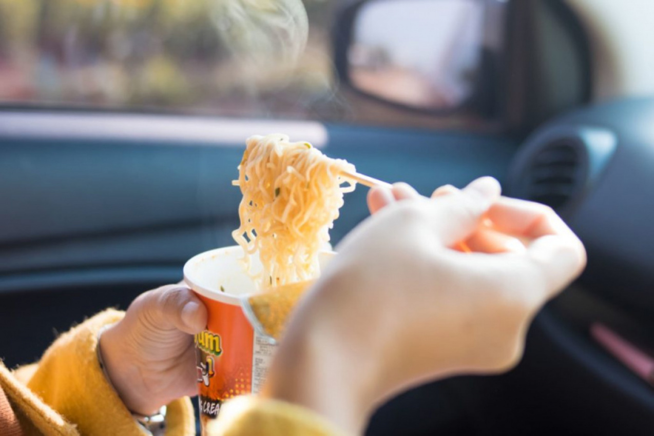 autos, car tips, cars, stuck in traffic when it’s time to break your fast? here’s what you can do