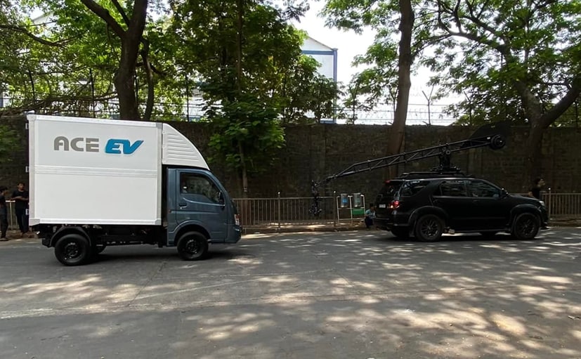 autos, cars, ace electric mini truck, auto news, carandbike, news, tata ace electric, tata ace ev, tata electric vehicle, tata motors, all-electric tata ace ev light commercial vehicle spotted testing during tvc shoot