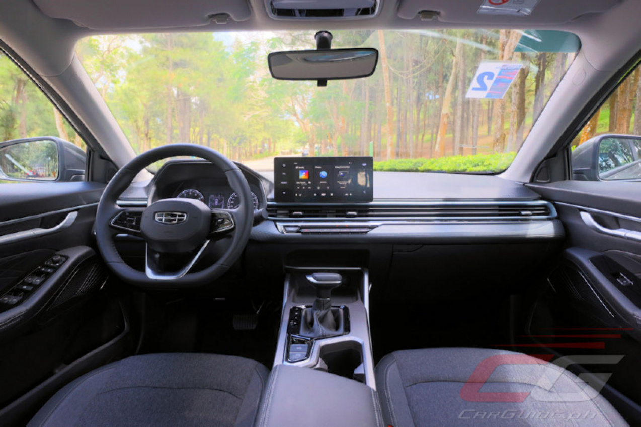 autos, cars, geely, mg, android, driver&39;s seat, geely emgrand, sub-compact, android, 2022 geely emgrand comfort: shaking up the segment from the ground up
