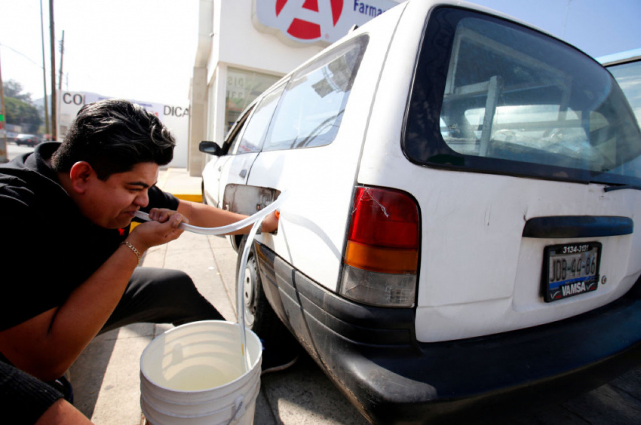 autos, cars, crime, gasoline, thieves are stealing thousands of gallons of gas: here’s how they do it