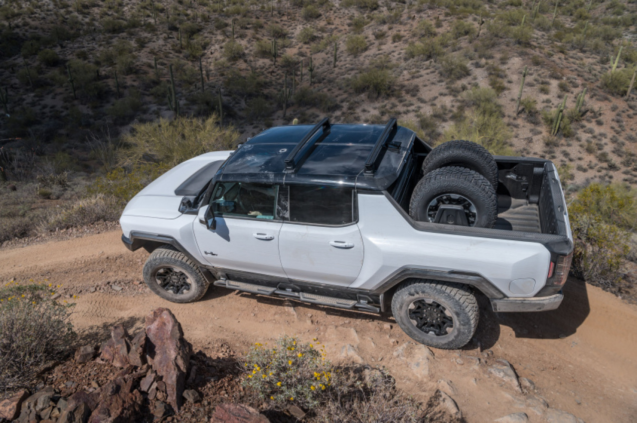 autos, cars, gmc, hummer, reviews, car review, electric truck, electric vehicle, ev, hummer ev, review, truck, what’s great and what’s not about the 2022 gmc hummer ev truck