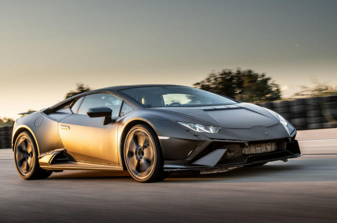 First drive: Lamborghini Huracan Tecnica prototype review - TopCarNews