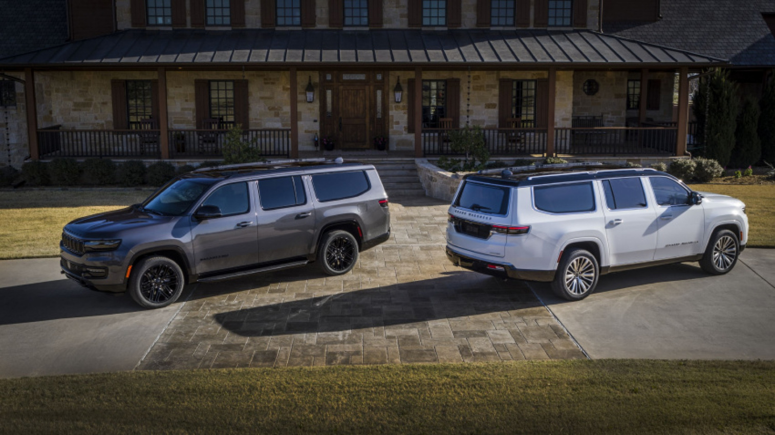 auto shows, autos, cars, jeep, long-wheelbase wagoneers stretch jeep’s ambitions