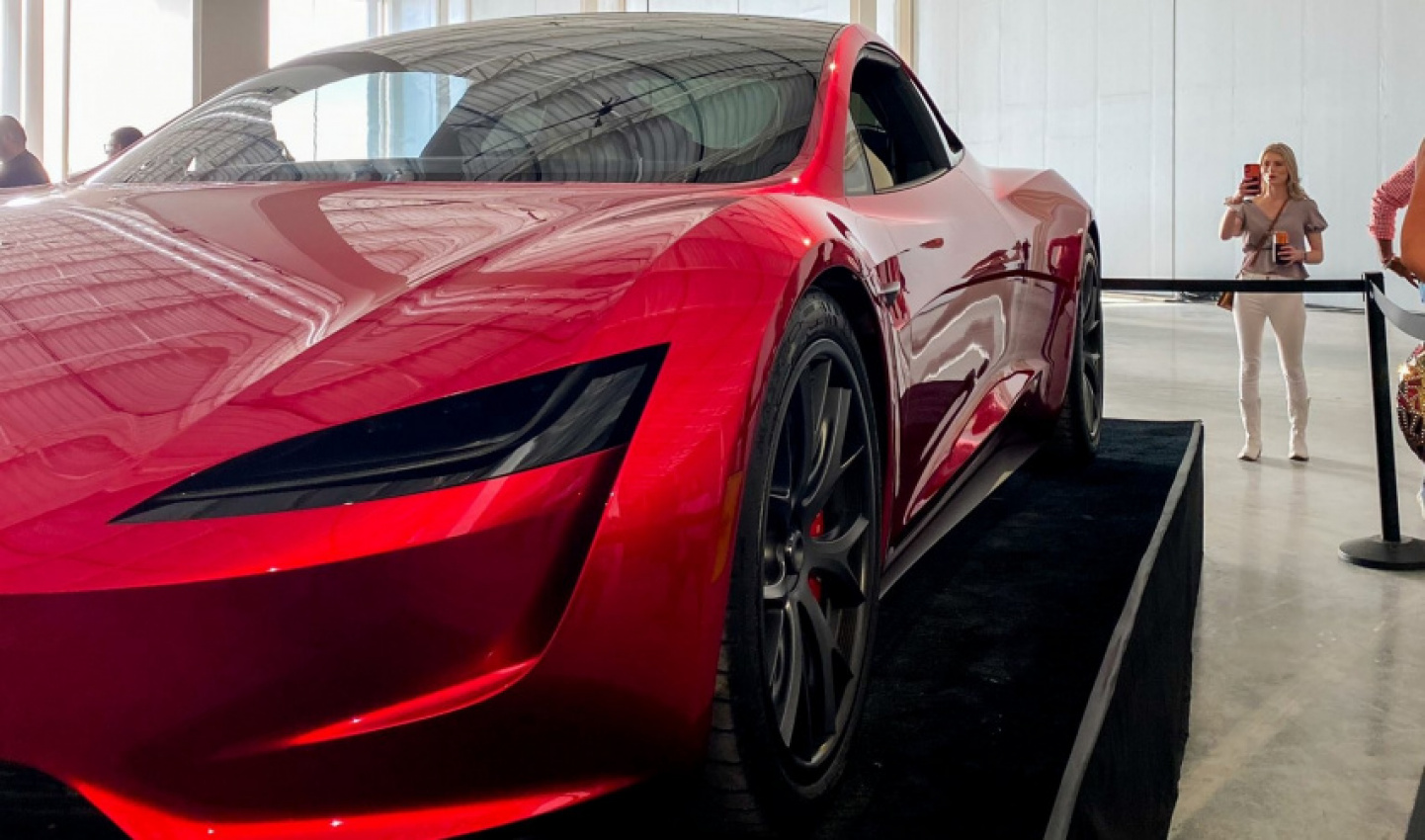 autos, cars, news, space, spacex, tesla, tesla next-gen roadster reservations are subtly resumed in china