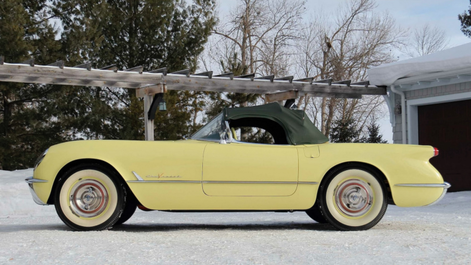 autos, cars, chevrolet, chevrolet corvette, corvette, corvette, ultra-rare harvest gold 1955 corvette hits the auction block