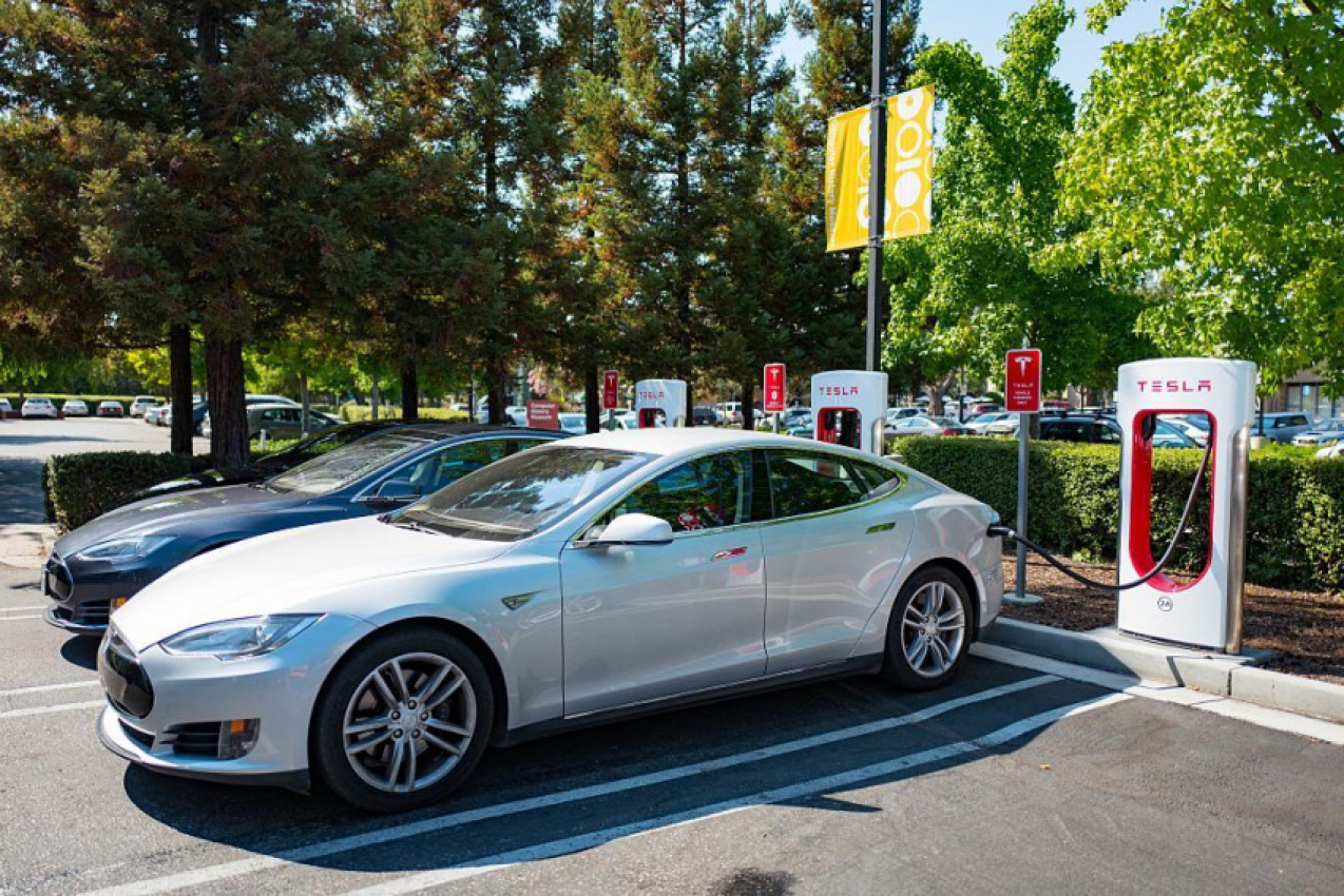 autos, cars, news, predicting how much range ev batteries lose over time
