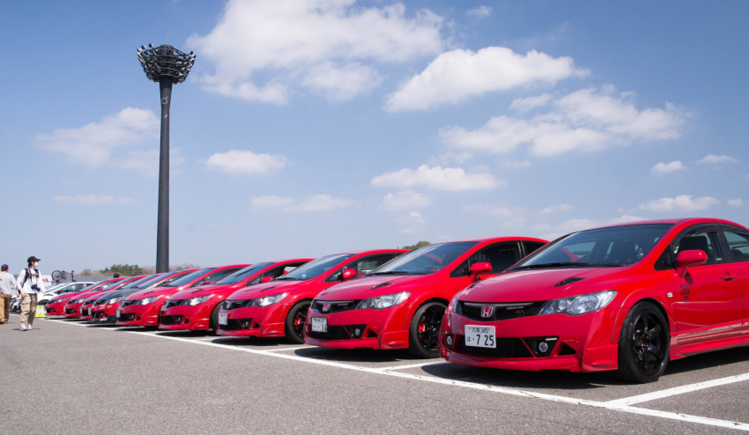 autos, cars, events, honda, honda civic, huge meetup in japan celebrates 25 years of the iconic honda civic type r