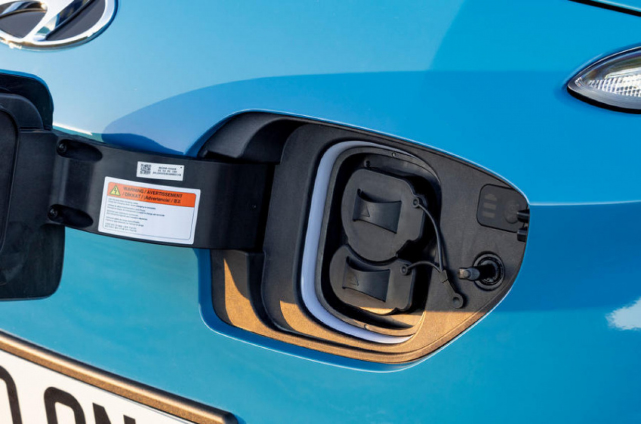 autos, cars, electric vehicle, hyundai, hyundai kona, hyundai kona electric 39kwh premium 2022 uk review